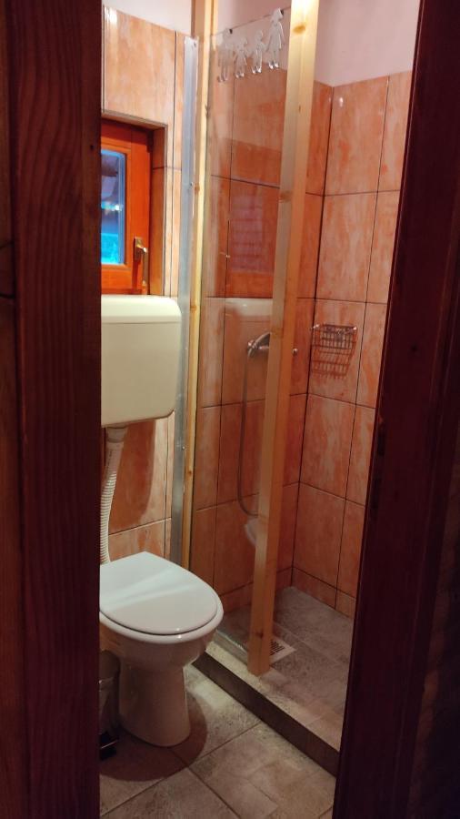Kuca Za Odmor "Med Strmci" Villa Zlobin Luaran gambar