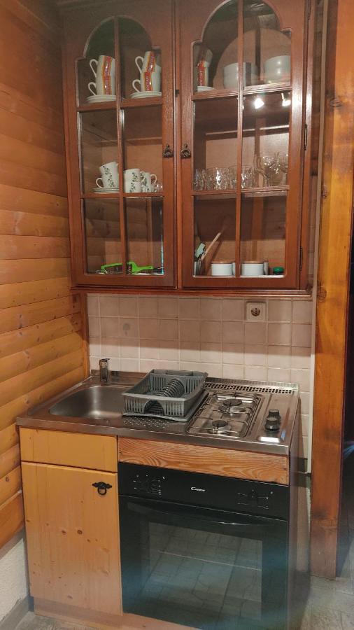 Kuca Za Odmor "Med Strmci" Villa Zlobin Luaran gambar