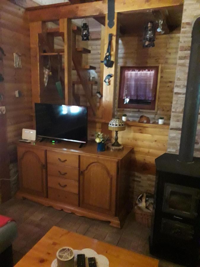Kuca Za Odmor "Med Strmci" Villa Zlobin Luaran gambar