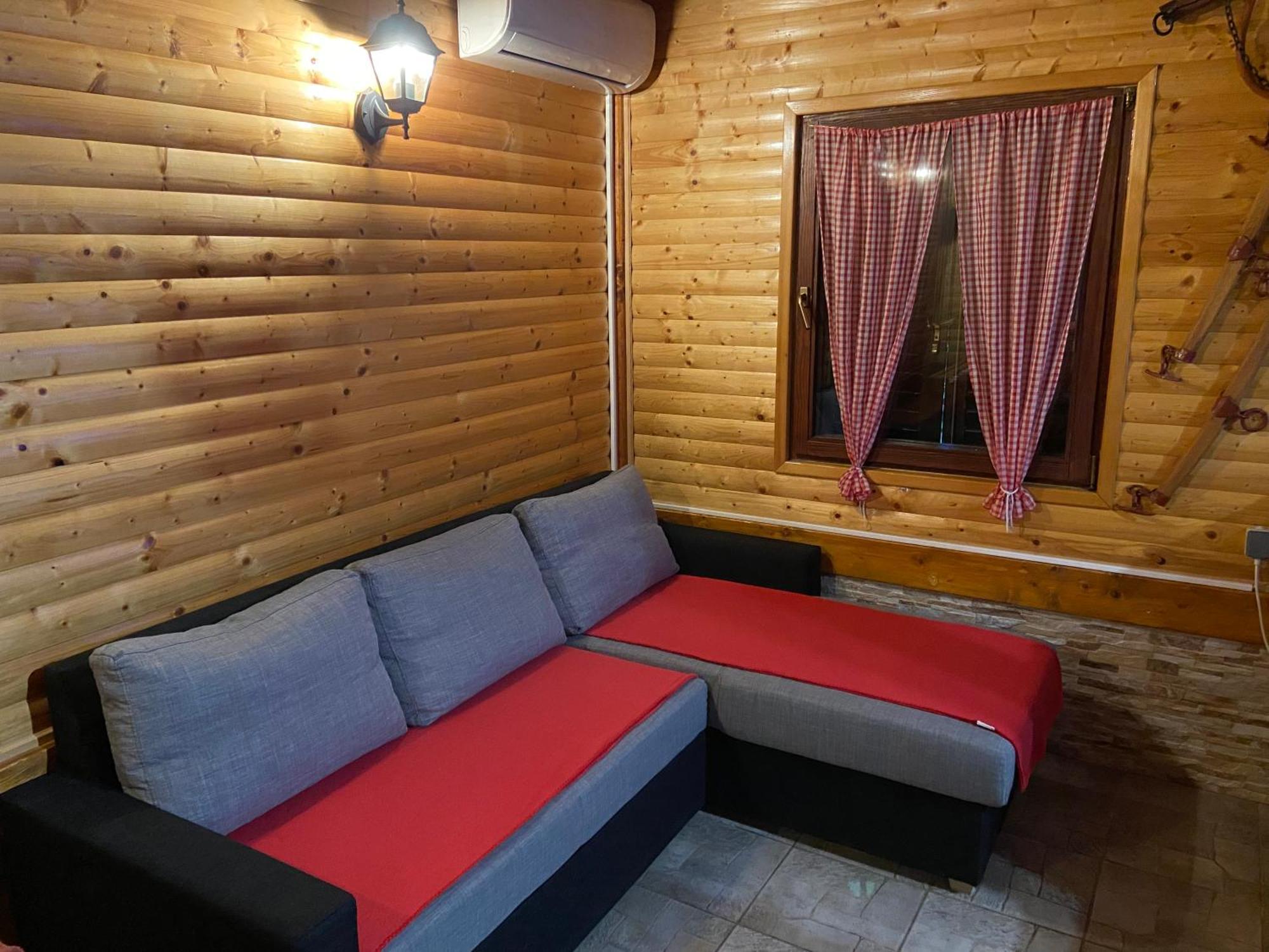 Kuca Za Odmor "Med Strmci" Villa Zlobin Luaran gambar